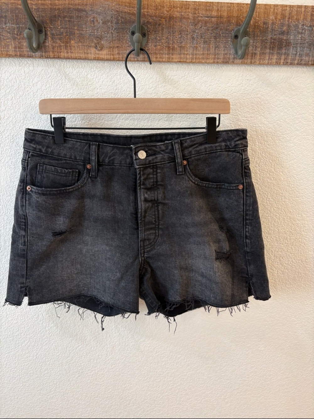 Old Navy Black Washed Denim Cutoff Shorts